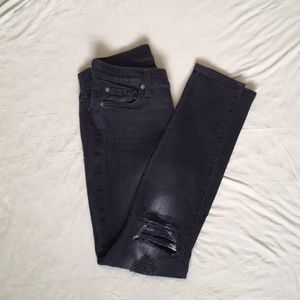 “The Ankle” Distessed Skinny Jeans